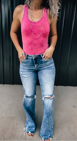 Rhinestone Jeans – The Broken Levee Boutique